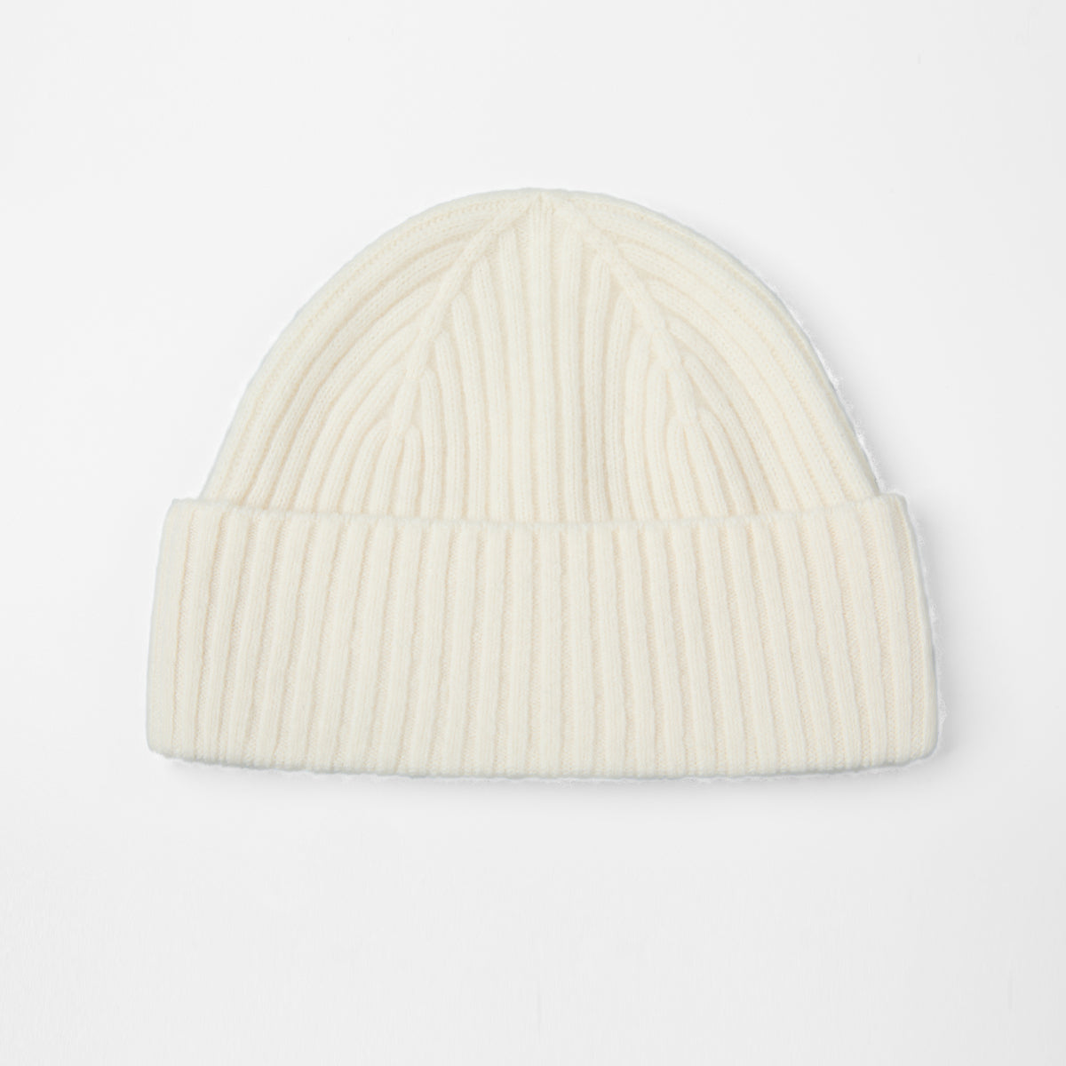 Blank Seamless 100% Merino Wool Beanie - 1224    Milk White foremosthat