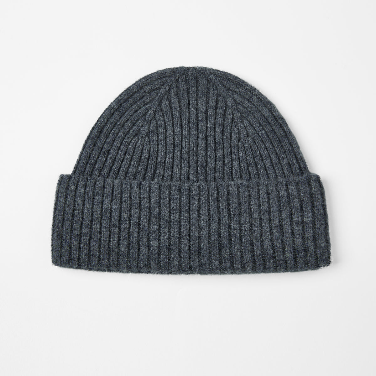 Blank Seamless 100% Merino Wool Beanie - 1224    Grey foremosthat